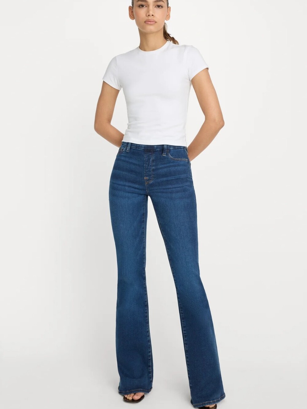 Good American Power Stretch Pull-on Flare Jeans in Indigo491 Size Medium